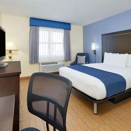 Days Inn By Wyndham North Little Rock Kültér fotó